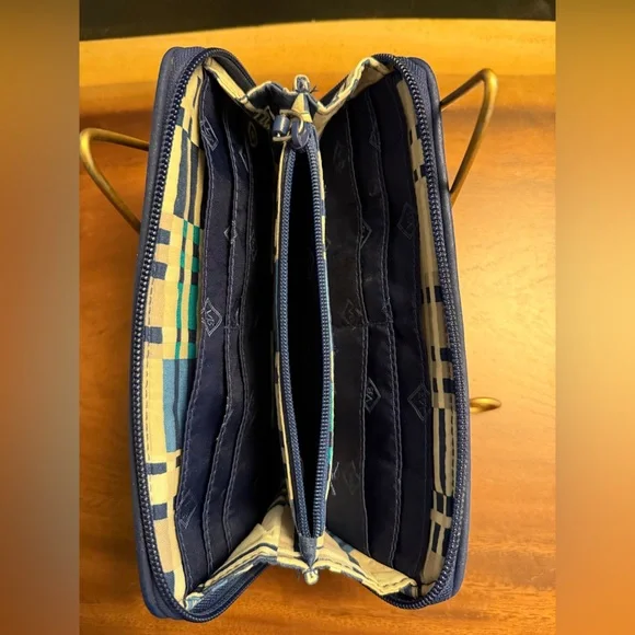 Vera Bradley Santiago Wallet - Picture 6 of 7